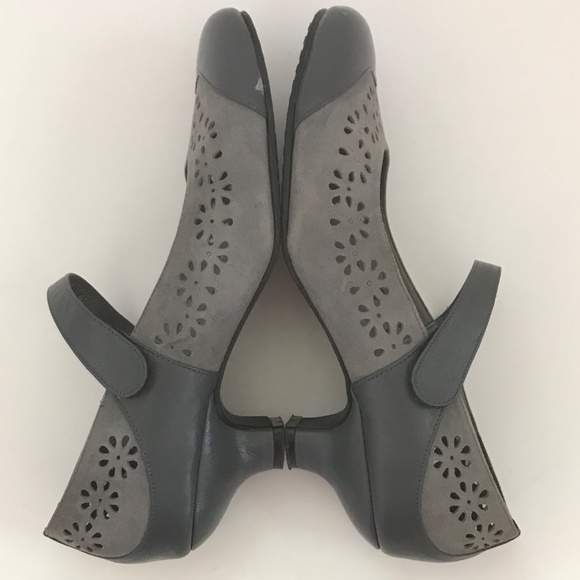 RENATA DONATI Mary Jane Kitten Heel Pumps Leather Heels Gray Women’s Size EU39 - Picture 10 of 16